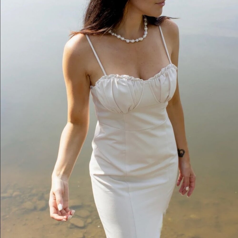 Lena Ursella Sleeveless Fitted Corset Midi Dress in Cream Bridal Women's Medium